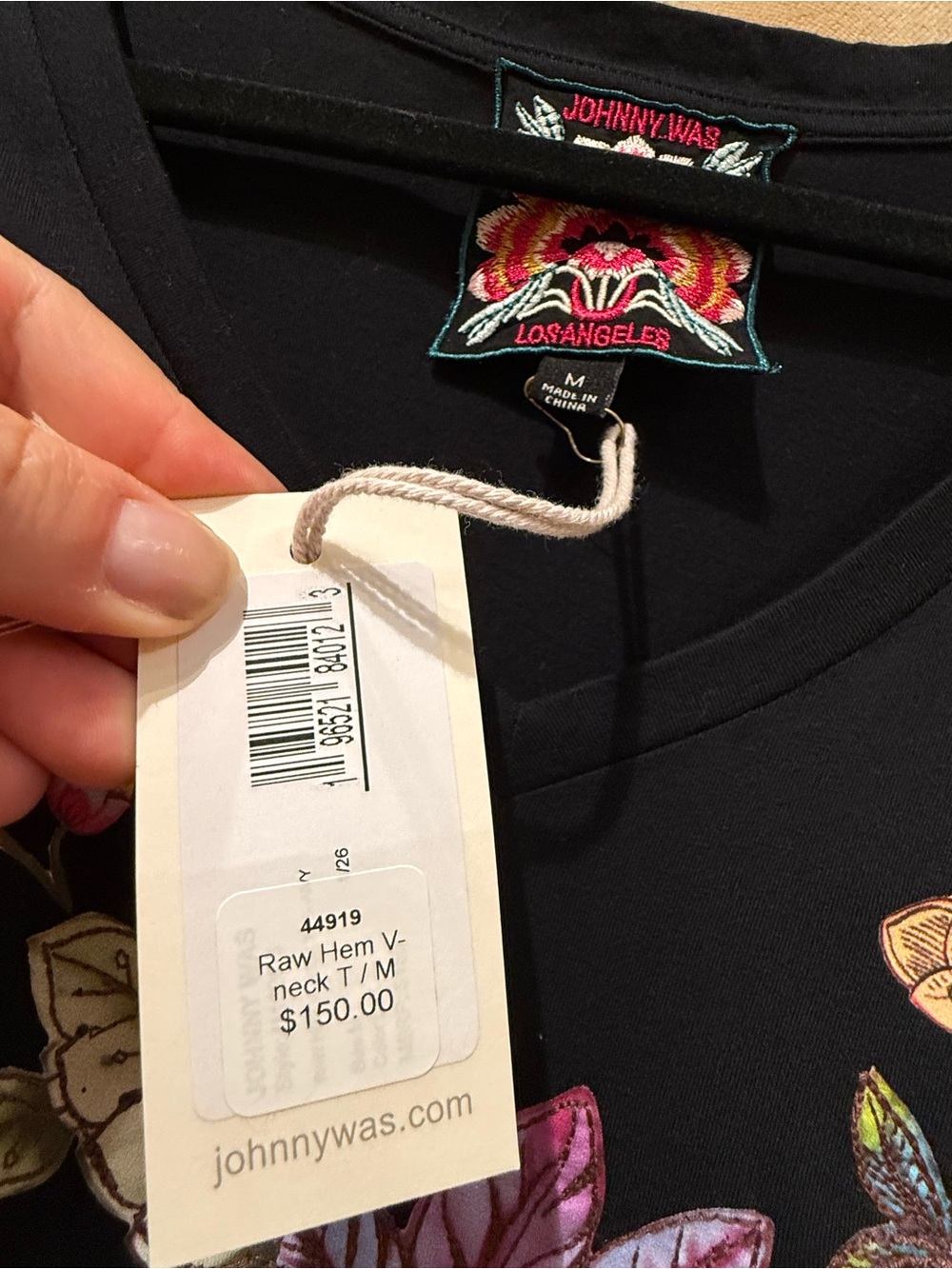Johnny Was Aivy Raw Hem V- Neck Tee - Picture 9 of 10